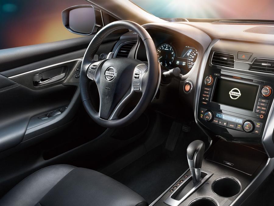  Nissan Teana 2013 года  (CN) (фото 10 из 13)